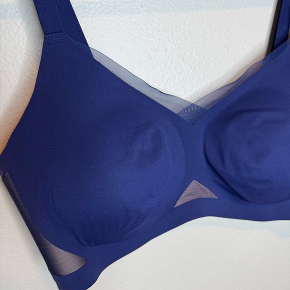 Honey Love Wire Free CrossOver Bra Navy Blue - Picture 5 of 13